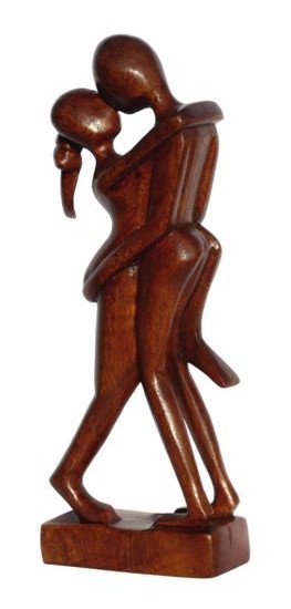 Paar küssend umschlungen abstrakt Holz Figur